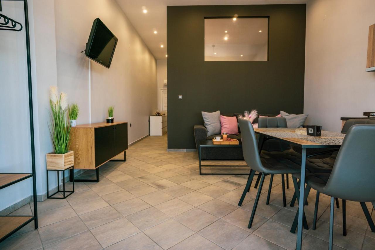 Seashell Luxury Apartment Nikíti Eksteriør bilde