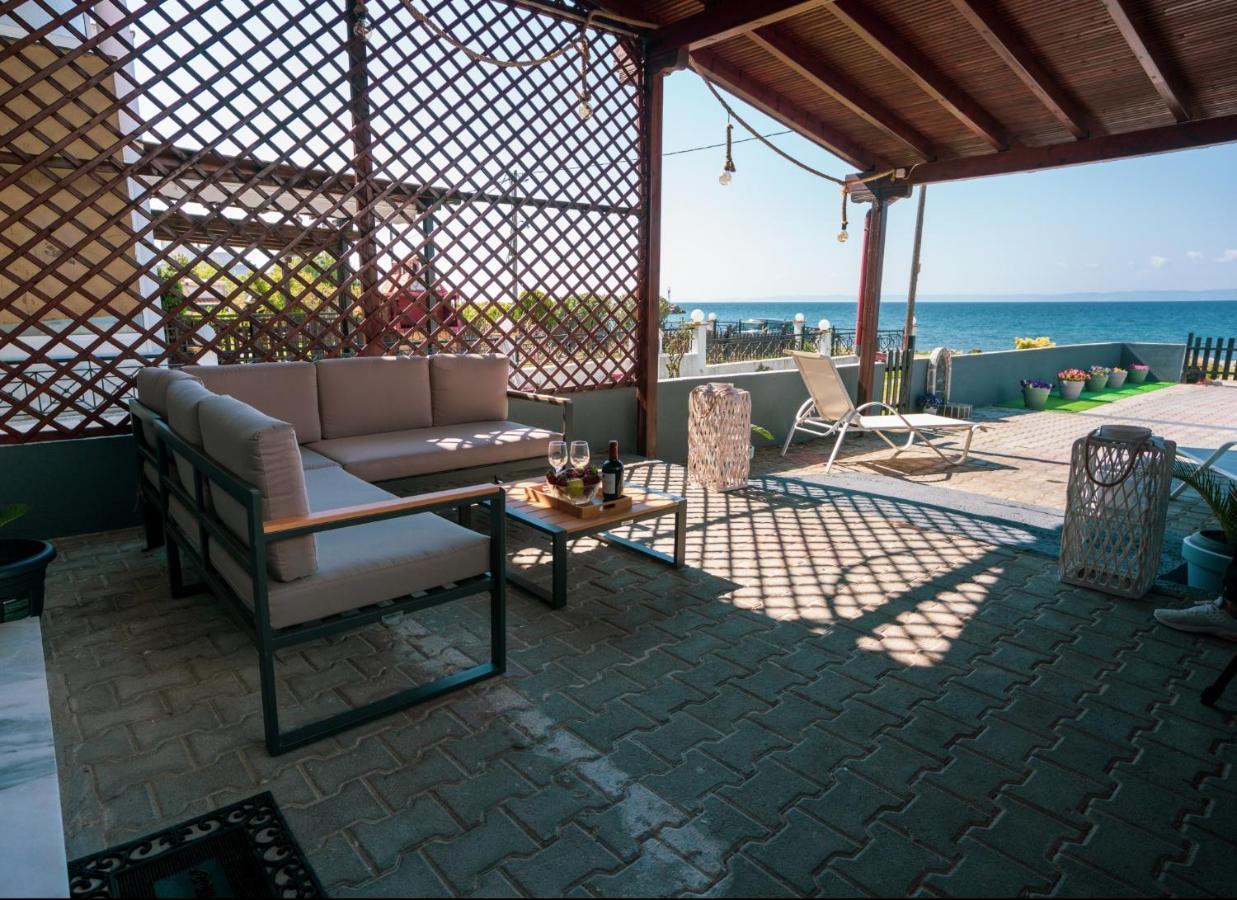 Seashell Luxury Apartment Nikíti Eksteriør bilde